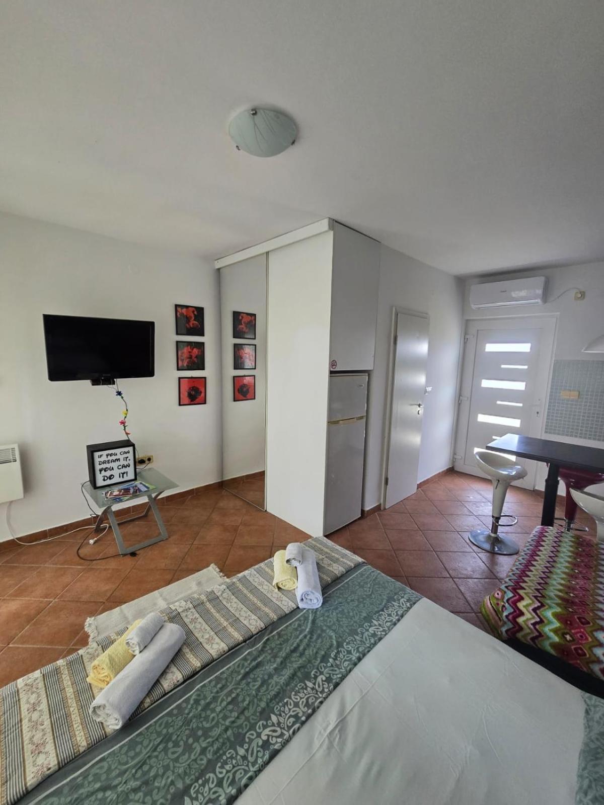 Sukošan Studio Apartman Bagian luar foto